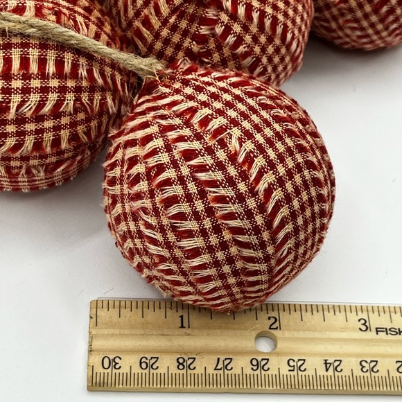 10 Primitive BARN RED Fabric RAG BALLS Christmas Ornaments farmhouse decor - Picture 4 of 8